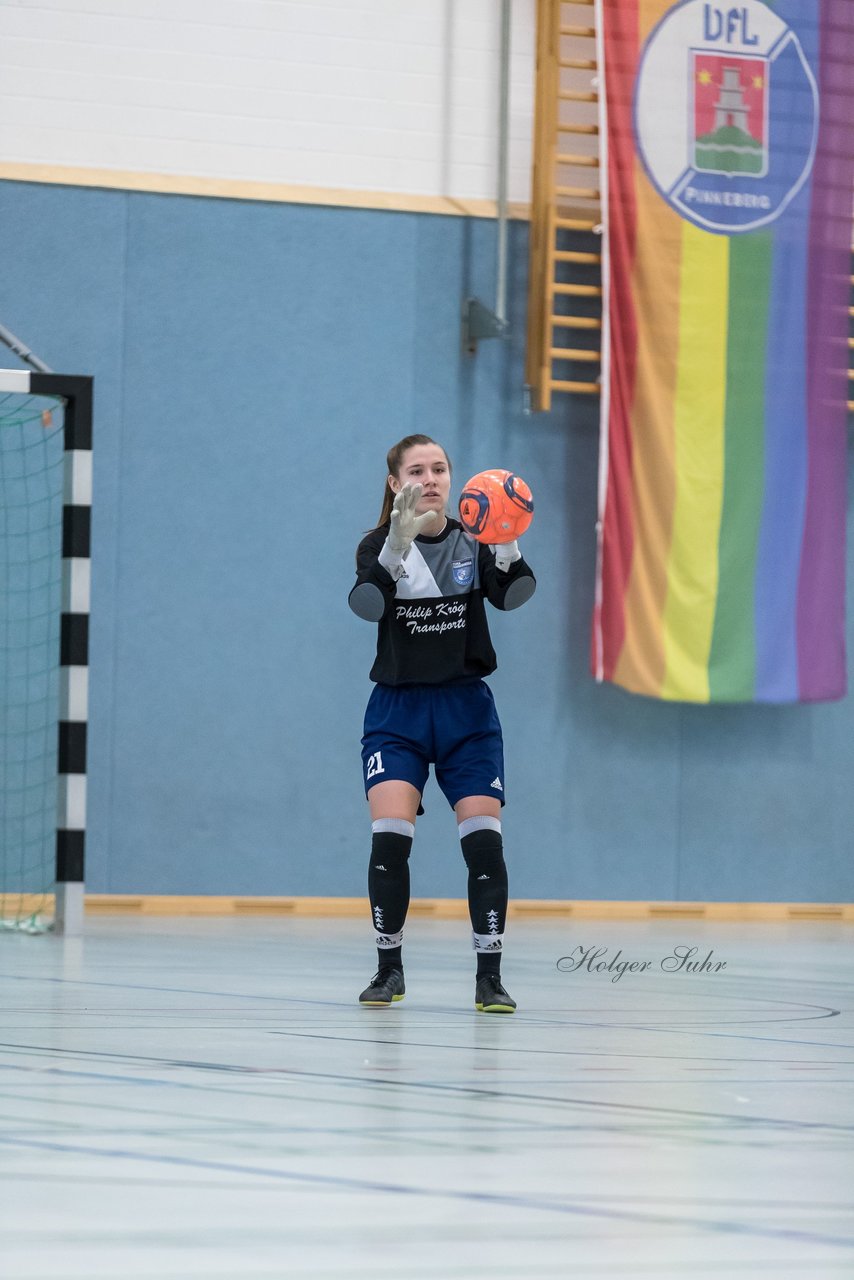 Bild 413 - F Loewinnen Hallen Cup